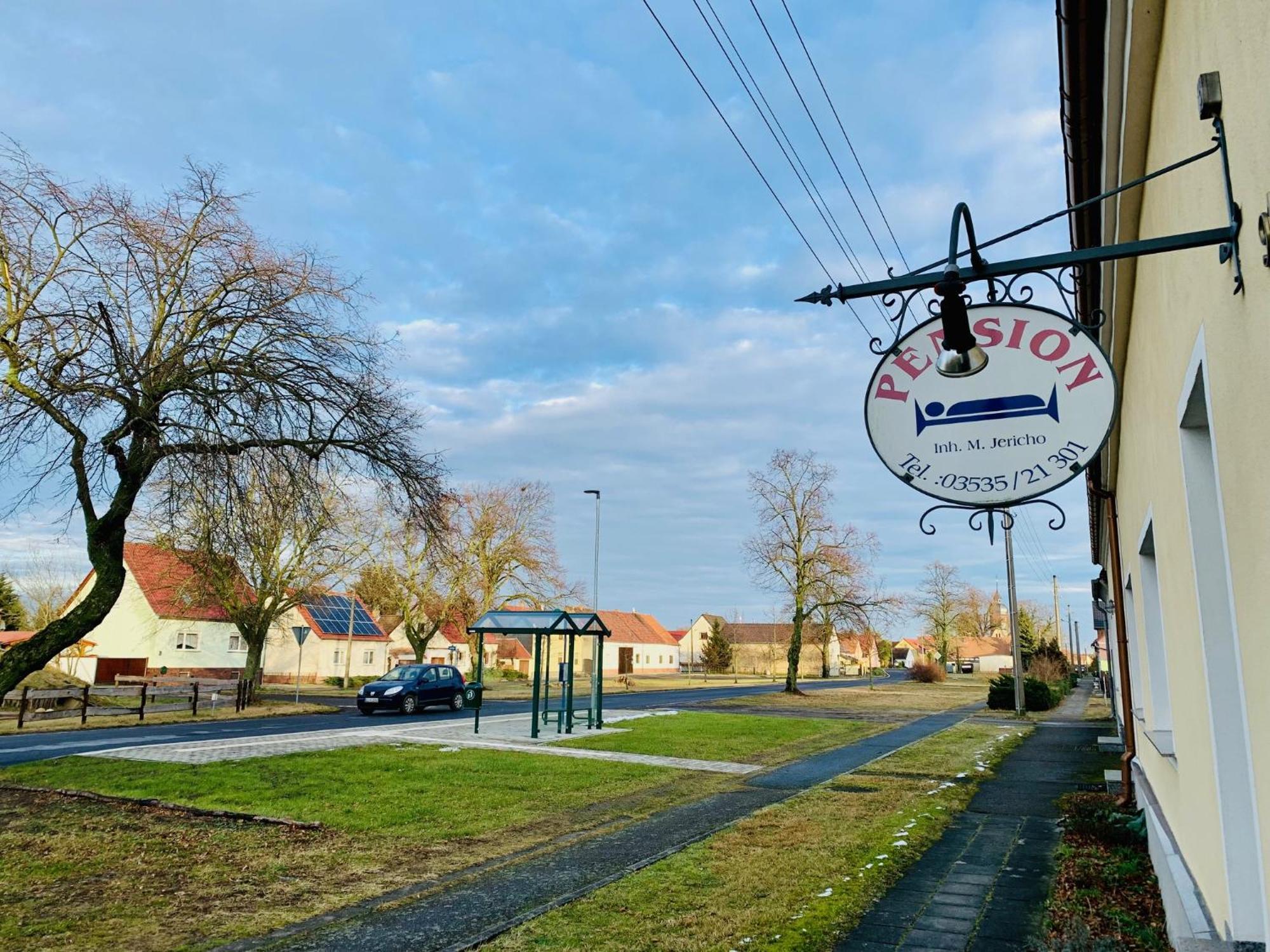 Top-Moderne Ferienwohnung Und Apartments Auf Frueherem Wunderschoenen Bauernhof Im Elbe-Elster-Kreis In Brandenburg Bei Herzberg-Elster, Schoenewalde, Holzdorf Schönewalde Exterior foto